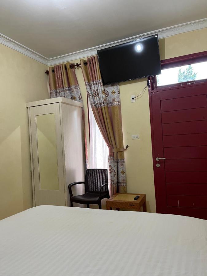 Sapo Karo Rest House Берастаги Экстерьер фото